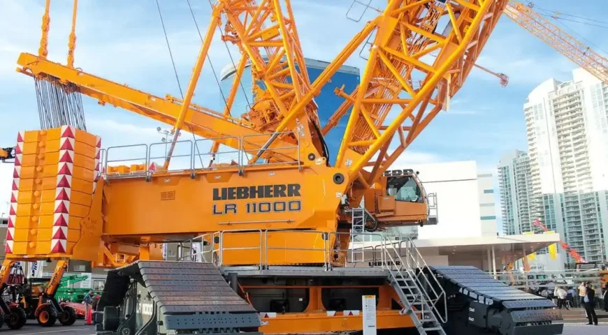 Liebherr LR 11000 : Une grue sur chenilles révolutionnaire et puissante